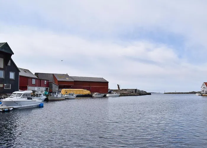 Beautiful In Saevelandsvik Leilighet