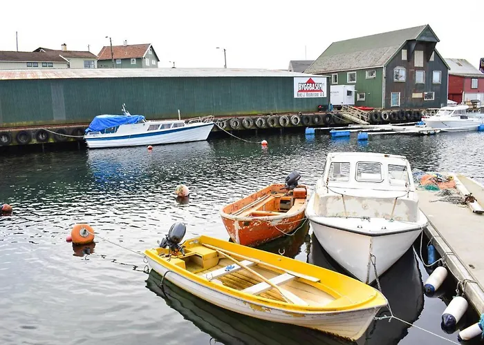Beautiful In Saevelandsvik Leilighet Sæveland