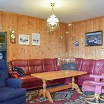 Lovely Apartment In Saevelandsvik With House Sea View * Sæveland
